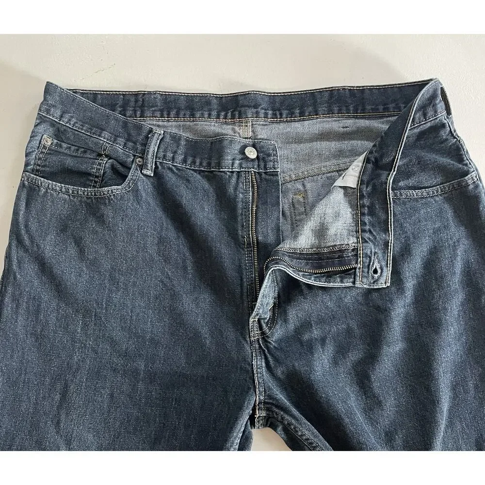 Levi's Men’s Denim Blue Jeans 44 x 30 Dark Wash Relaxed Fit Straight Preppy